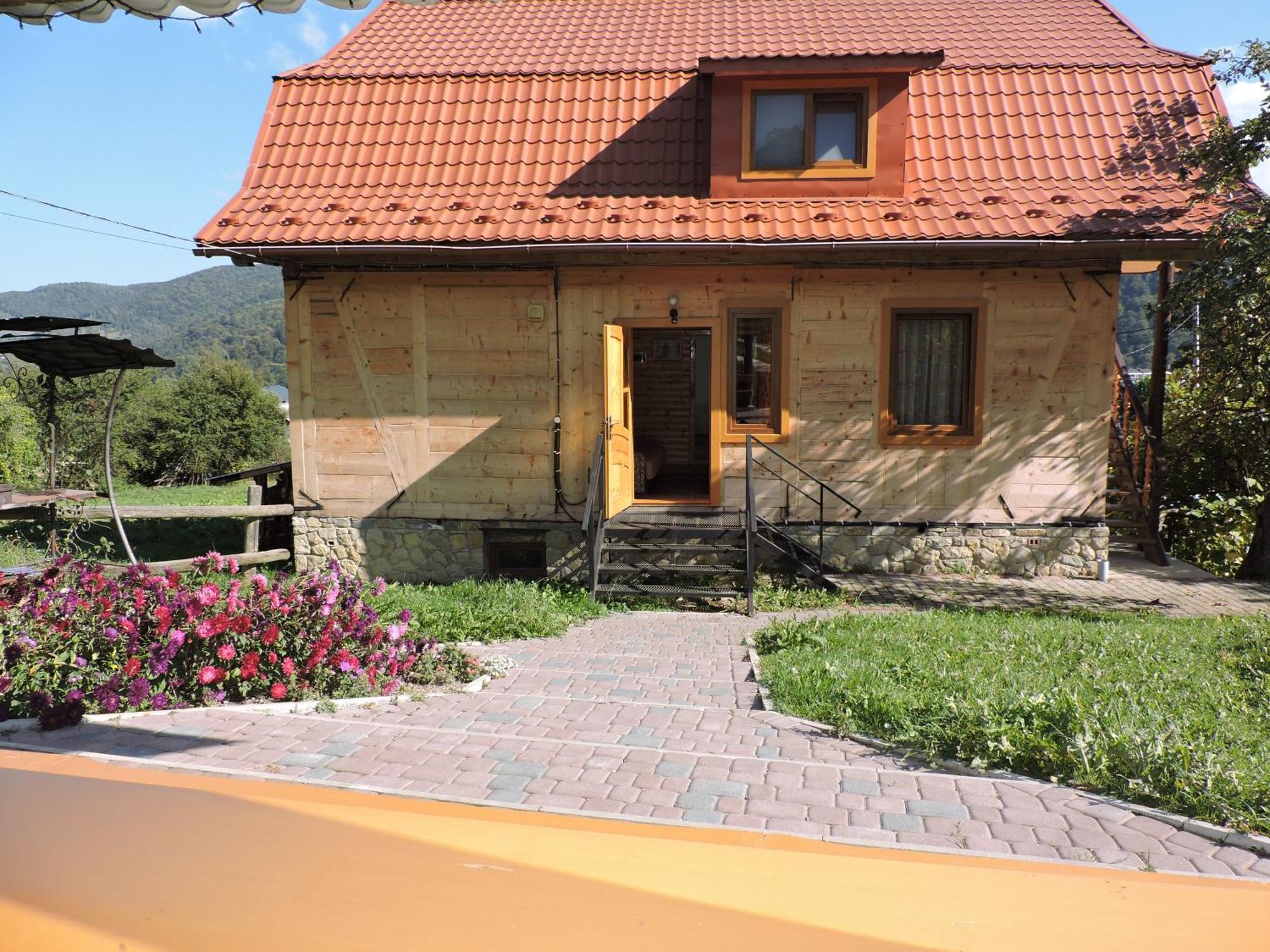 Садиба "Три Царі" Yaremche Exterior foto